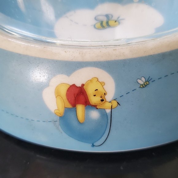 Winnie The Pooh Bees and Ballons Anniversary Clock - Picture 7 of 14